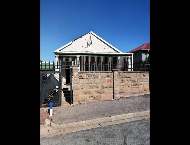 2 BEDROOM PROPERTY TO RENT IN MALVERN